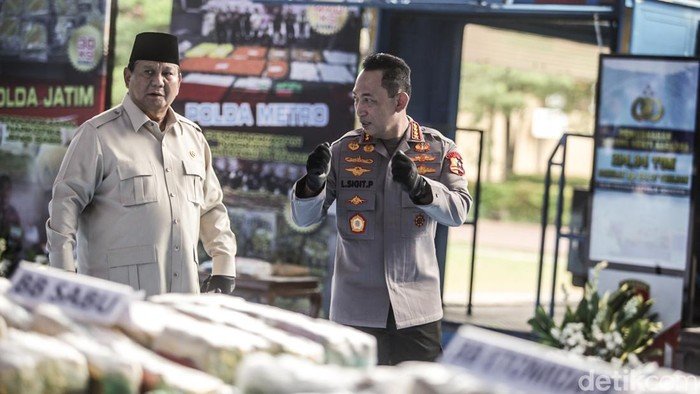 **Penilaian Prabowo: Polri Makin Peka dalam Melayani Rakyat, Apakah Ini Langkah Menuju Reformasi?**