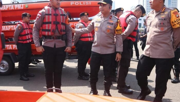 Polda Metro Gelar Apel Bencana, Siap Tangani Banjir di Jakarta