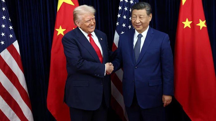 **Akhirnya Trump dan Xi Jinping Tatap Muka Meski Sekejap Mata, Perang Dagang Berharap Reda**
