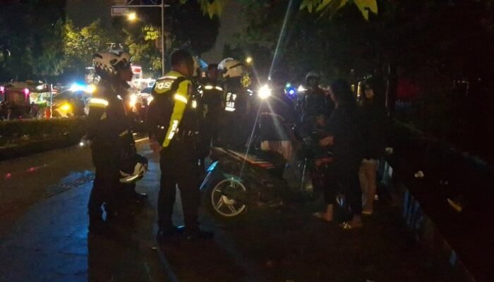 [Polisi Tancap Gas Cegah Tawuran, Remaja Nongkrong di Bogor Dibubarkan]