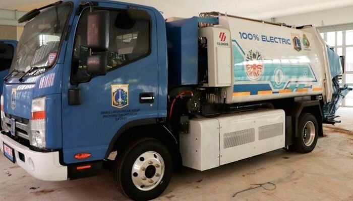 “Jakarta Menerobos Ke Masa Depan dengan Truk Sampah Listrik untuk Tekan Emisi Karbon”