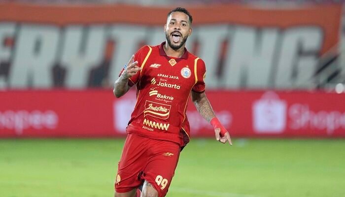 Persija Bersaing di Papan Atas, Maxwell Cetak Hat-trick dalam Kemenangan atas PSBS