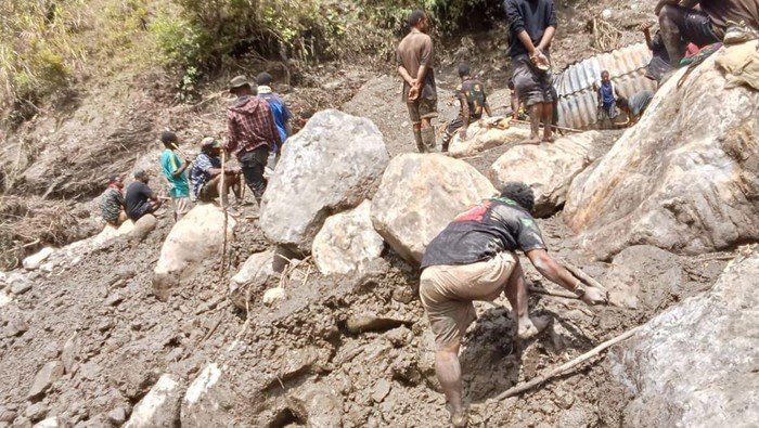 15 Orang Tewas dan 8 Hilang Imbas Banjir Bandang dan Longsor di Nduga Papua: Tragedi Alam yang Mencengkeram Hati