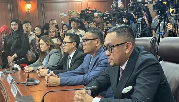 Skorsing DPR: Sahroni, Nafa, dan Eko Patrio Terima Hukuman Tanpa Batas Waktu!