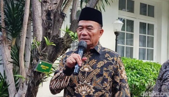 **Muhadjir: Muhammadiyah Dukung Penuh Pemberian Gelar Pahlawan Soeharto, Ini Alasannya!**