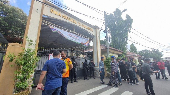 6 Fakta Mengerikan Ledakan di SMAN 72 Jakarta: Puluhan Siswa Luka, Siapa Tersangka?