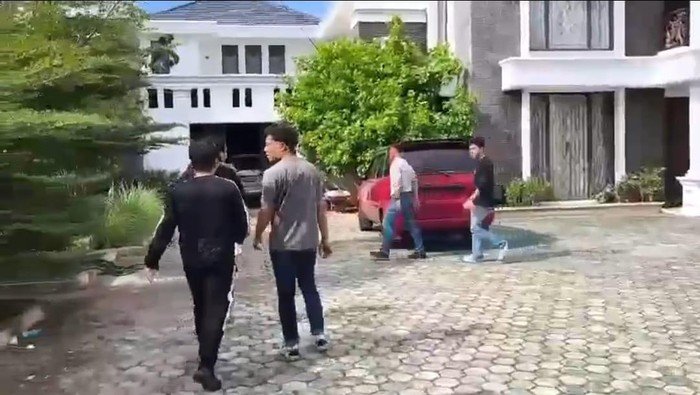 Polisi Serahkan 27 WNA Cina Terkait Sindikat Penipuan Online ke Imigrasi, Polres Metro Bekasi Ungkap