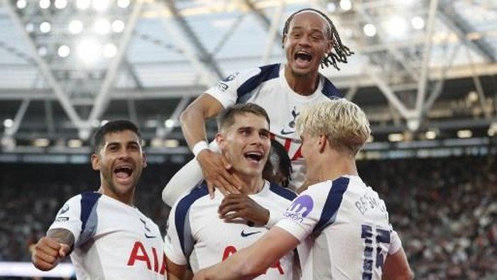 MU Bobol Spurs Detik Akhir, Amorim Jelas Senang, Frank Akan Marah: Pertandingan Menegangkan di Liga Inggris