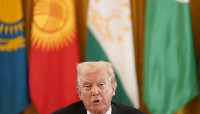 Trump Berikan Ukraina 6 Hari untuk Damai dengan Rusia: Apakah Ini Akhir Konflik?