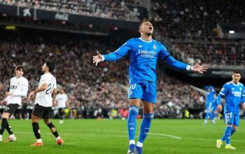 “Carreras: Kylian Mbappe, Monster Gol yang Gemparkan Madrid di Puncak Kariernya”