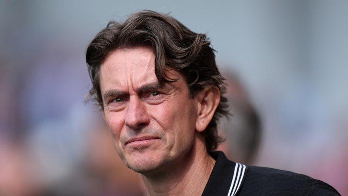 **Spurs Kembali Terkalahkan, Thomas Frank Hadapi Olok-Olok Suporter**