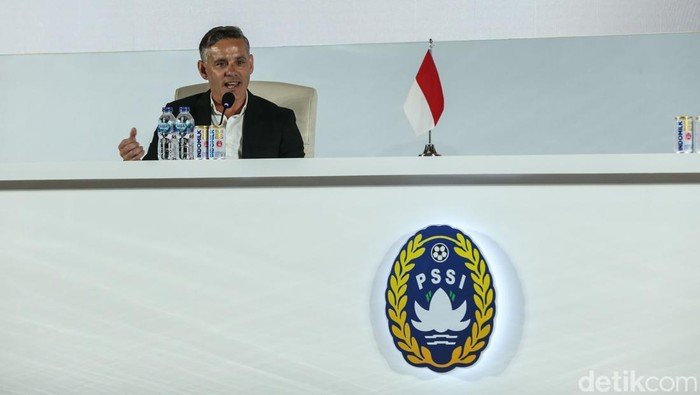 Herdman Jelajahi Strategi Baru, Tak Ada Diaspora Baru! Maksimalkan Skuad Lama Garuda di FIFA Series