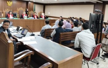 Hakim Minta Saksi Kasus Kemnaker Balikin USD 10 Ribu dalam Bentuk Uang Bukan Motor, Bukan Cuma Soal Uang!