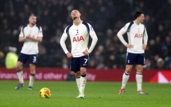 “Postecoglou Cibir Tottenham, Sebut Bukan Klub Besar” : Kritik Tepat Atau Cedera Olok-Olok?