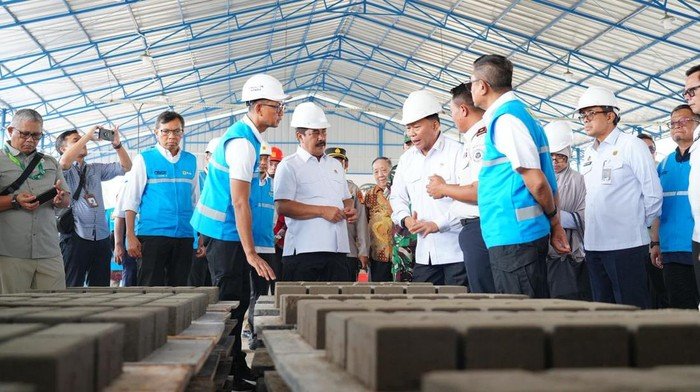**Laris Manis! Paving Block dari Limbah PLTU Olahan Napi di Lapas Tangerang**