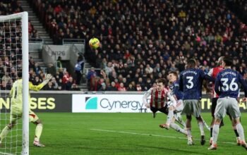 **”Ketika Bola Mati Merupakan Senjata Makan Tuan untuk Arsenal”**