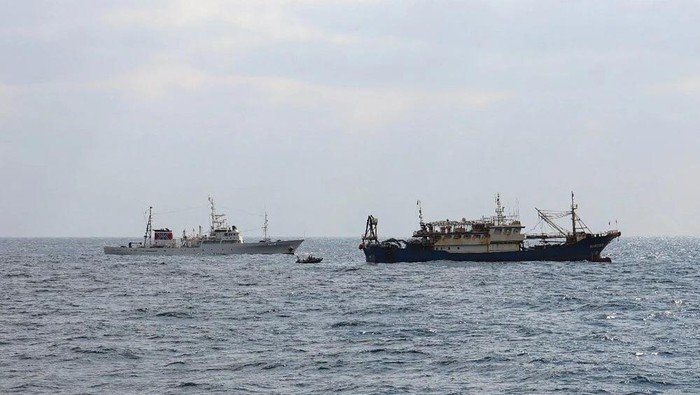 Jepang Sita Kapal Ikan China, Ancaman Baru di Laut Cina Timur