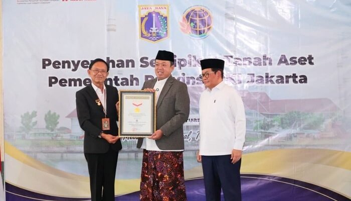 ATR/BPN Serahkan 3.922 Sertipikat Aset Pemprov DKI, Nilai Capai Rp 102 T!