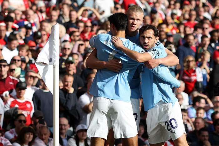 Arsenal Waspada! Man City's Comeback Legend Hancurkan Harapan Juara