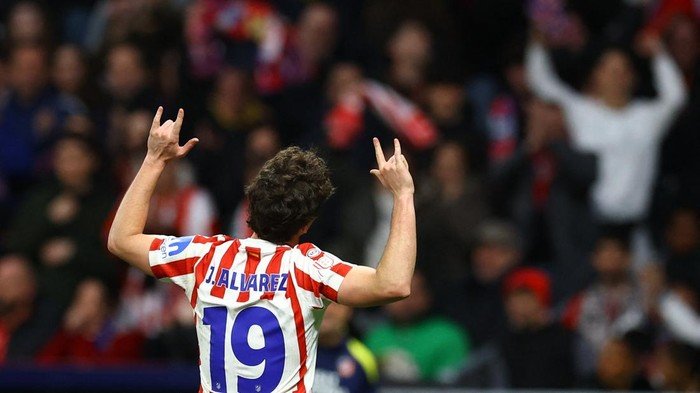 Julian Alvarez Paceklik Gol, Terpengaruh Rumor Barcelona?