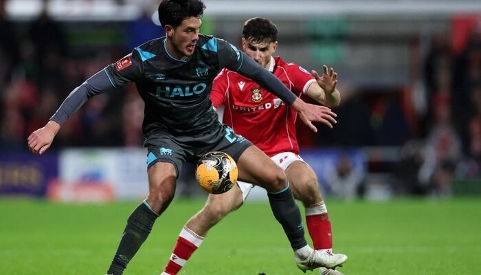 Elkan Baggott Starter, Ipswich Town Ditendang Wrexham dari Piala FA dalam Kekaguman