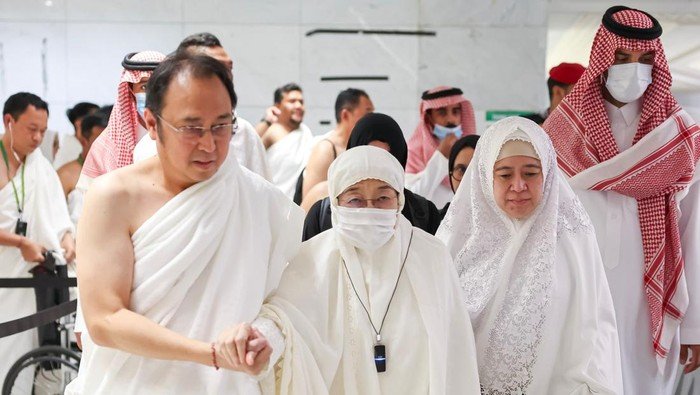 Doa Megawati di Tanah Suci: Ketika Doa Menjadi Jembatan Perdamaian Indonesia