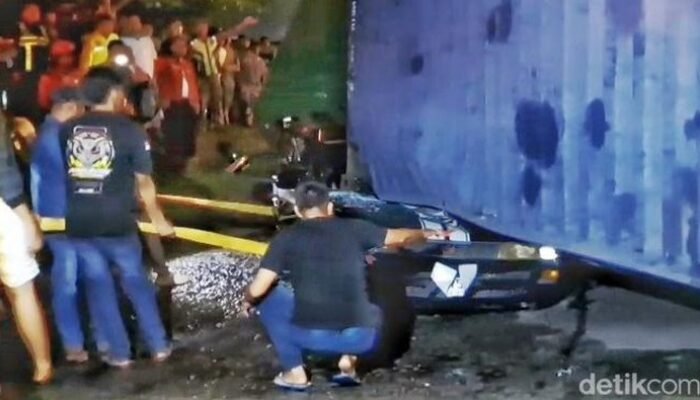 Tragedi Menghantam Keluarga Muda: Balita di Pangkuan Ibu Jadi Korban Truk Timpa di Karawang