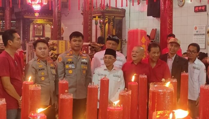 FKUB Berbagi Berkah di Perayaan Imlek 2026, Vihara Cianjur Terang Bendera