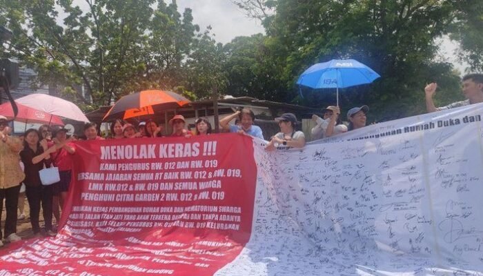 Warga Kalideres Gelar Aksi Demo Menolak Proyek Krematorium Baru