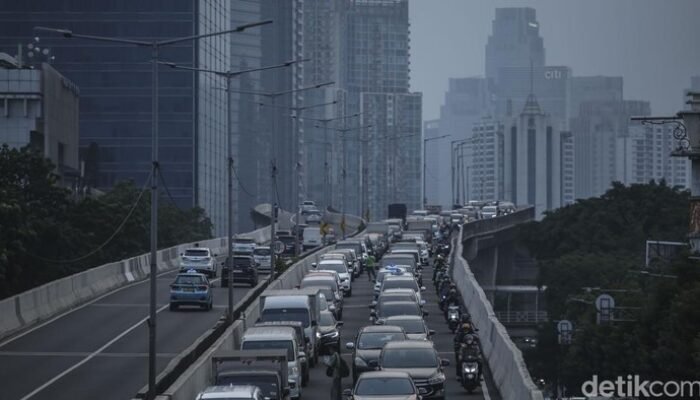 **Viral Konvoi Pemotor Rusak Portal JLNT Casablanca demi Konten, Polisi Usut**