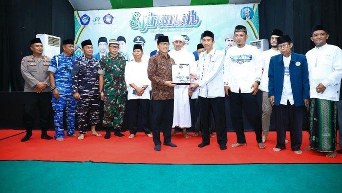 Dukung Desa, Mendes Yandri Gandeng Yayasan Al-Khairiyah dalam Kolaborasi Strategis