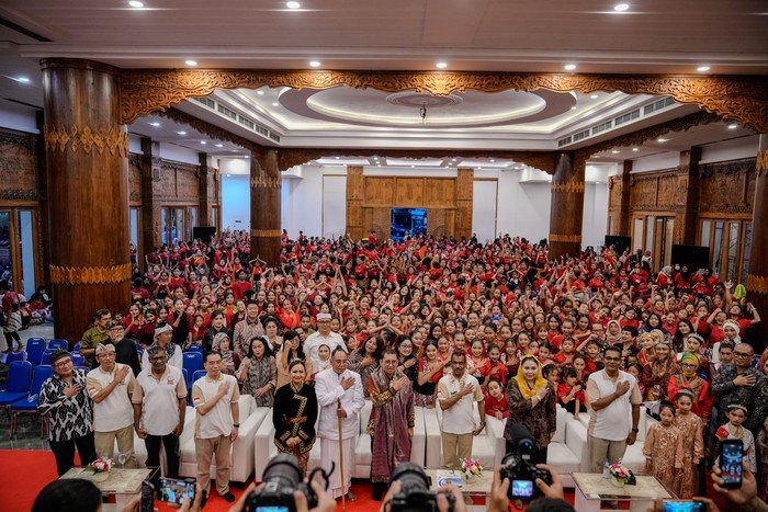 **Menbud Dorong Generasi Muda Lestarikan Budaya Nusantara dengan 1.000 Penari Genjring Party**