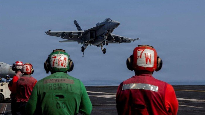 Rudal AS Menipis, Pengeboman Iran Terancam Henti