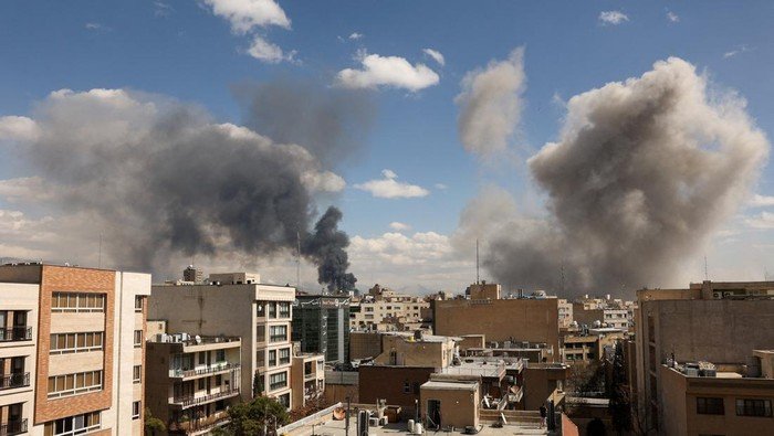 Serangan Israel ke Iran: 400 Target Tancap, Termasuk Rudal