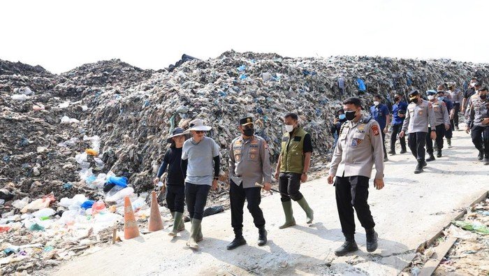 **Polda Riau dan Pemkot Pekanbaru Transformasi Sampah Menjadi Energi Berskala Besar**