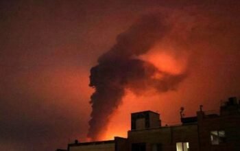 Israel Serang Depot Minyak Iran, Kebakaran Besar Menerjang Teheran