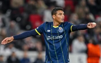 Thiago Silva, Pemain Tertua Debut di Liga Europa Bersama FC Porto