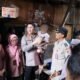 Polres Jaktim Berikan Harapan, Bocah Pemulung Reuni dengan Ibunya di Sumedang