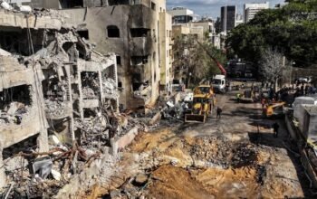 Iran Launches Missiles Towards Israel, Sirens Wail in Tel Aviv Amid Escalating Tensions