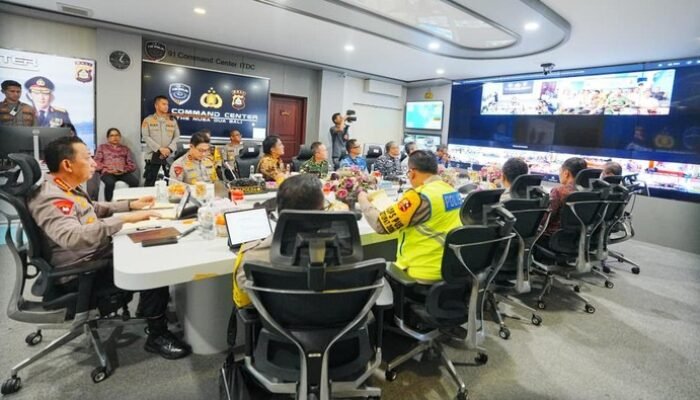 Kapolri Imbau Pemudik Manfaatkan WFA untuk Urai Puncak Arus Balik – Update 1