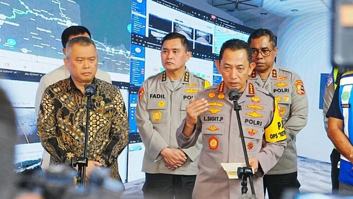 **Arus Balik Terkendali, Kapolri: One Way Nasional Kita Ubah Jadi One Way Sepenggal**